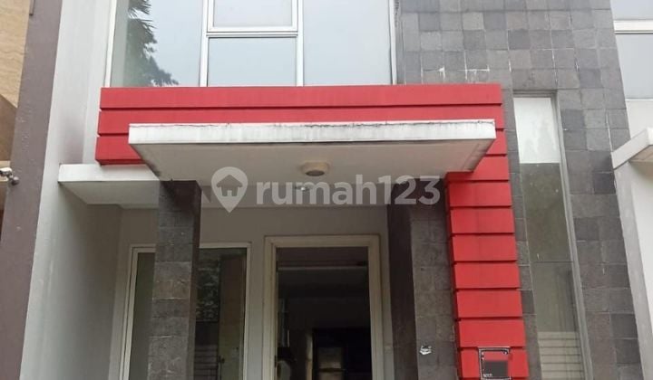 Rumah 3 Lantai Senayan Golf Residence South Point