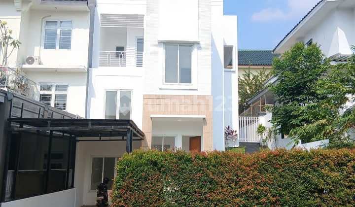 Rumah Bagus Siap Huni View Gunung Salak SHM di Cluster Bukit Golf Hijau Sentul City Bogor