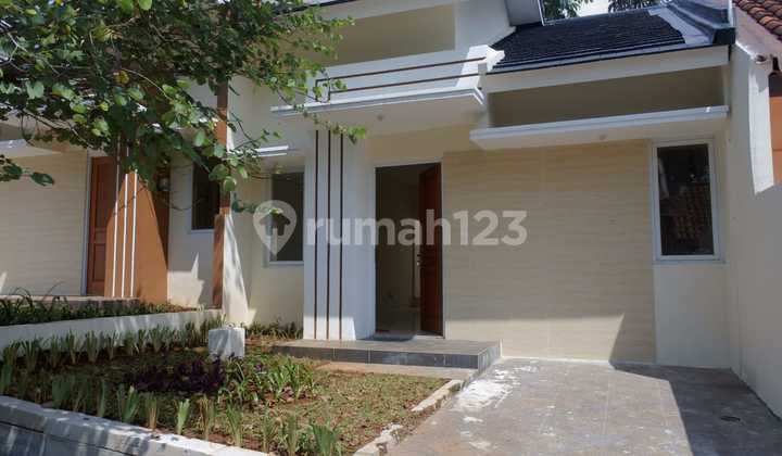 Rumah 1 Lantai Siap Huni View Gunung Shgb di Cluster Taman Tampak Siring Sentul City Bogor