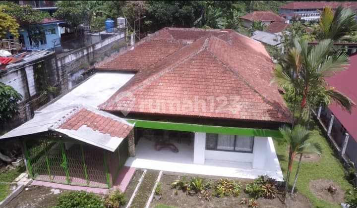Rumah 1 Lantai dengan Kebun Pribadi Dekat ke Resort dan Cafe di Kopo Pasir Muncang Bogor
