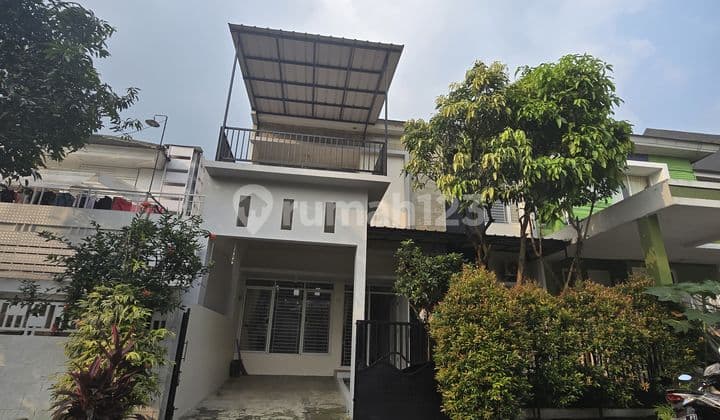 Rumah 2 Lantai Siap Huni Dekat Ke Pintu Tol Di Cluster Taman Equator Sentul City Bogor