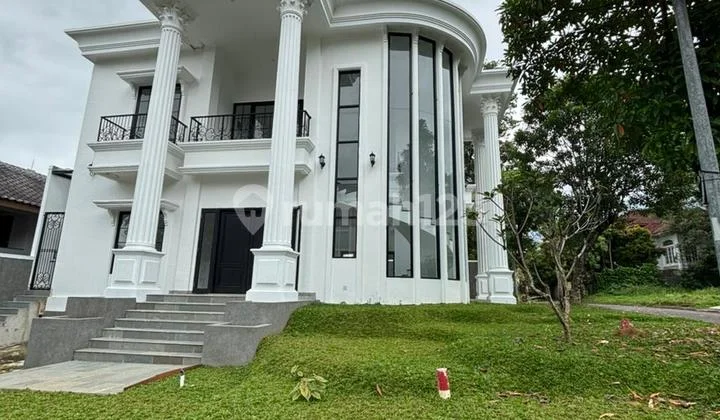 Rumah Mewah 2 Lantai dengan Private Pool SHM di Cluster Mediterania 2 Sentul City Bogor