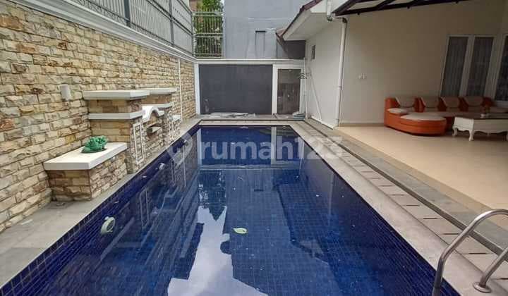 Rumah 2 Lantai Dengan Private Pool Shm Dekat Ke Pintu Tol Di Cluster Casablanca Sentul City Bogor