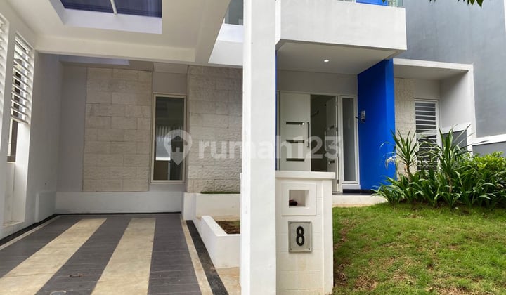 Rumah Bagus 2 Lantai Shgb View Pegunungan di Cluster Santorini Sentul City Bogor