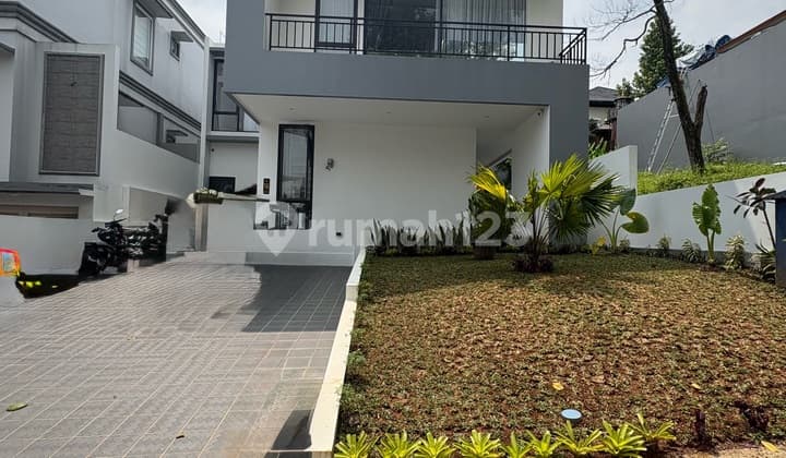 Rumah 2 Lantai Furnish Siap Huni dengan Private Jacuzi di Cluster Taman Parahyangan Golf Sentul City Bogor