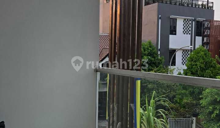 For Sale 2-Story Renovated House in Metland, Tangerang. Syn Efa.