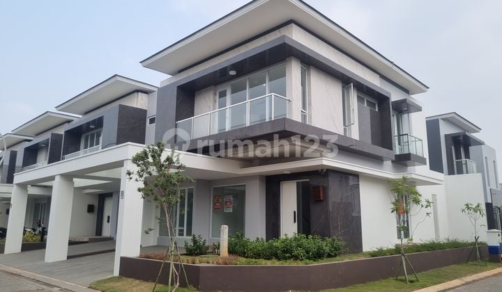 Dijual Rumah Mewah 2 Lantai Semi Furnished di Cluster Pasadena Grand Residences, Gading Serpong. Wnd Efgs