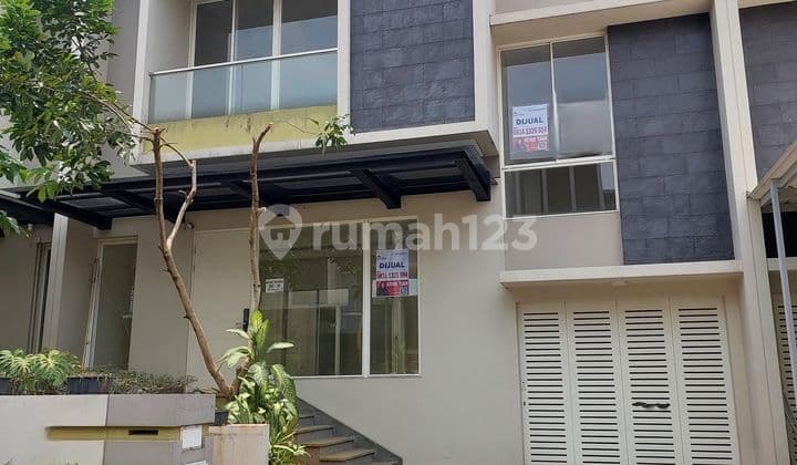 Rumah Cantik Summarecon Serpong, Dekat Danau