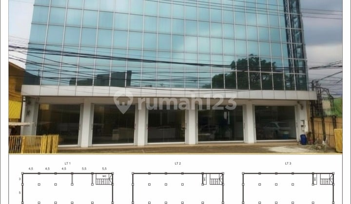 5 Units Row Shophouses Facing the Street Suitable for All Businesses