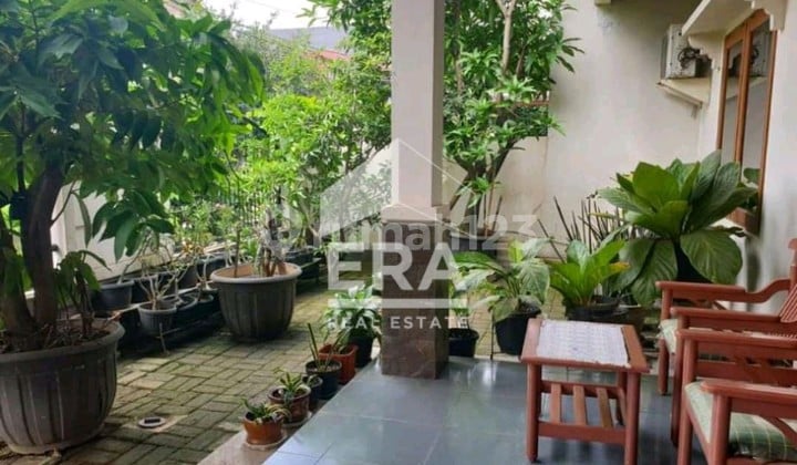 Dijual rumah siap huni di grand galaxy city