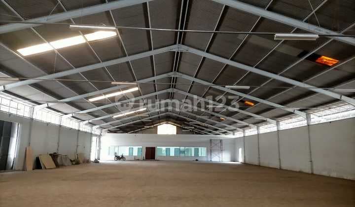 For Sale Warehouse By The Main Road Accessible For 40ft Containers