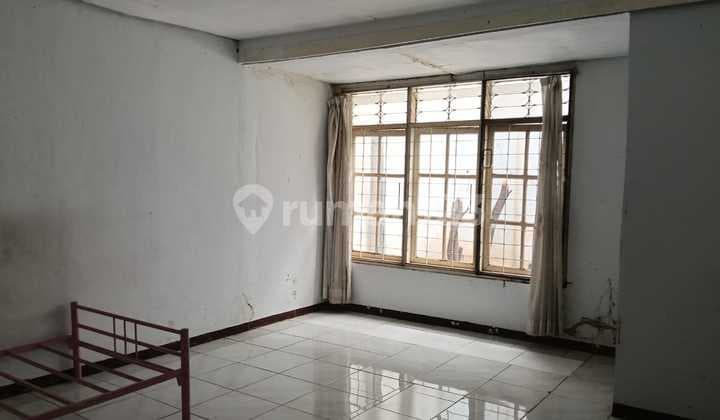 Murah Banget !!!! Rumah 1 Lantai di Dalam Komplek Dekat Jalan Jalan Raya Daan Mogot Dekat Citraland Mall