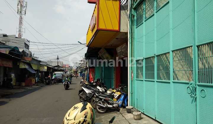 Ruko Gandeng di Krendang Raya Tambora Jakarta Barat