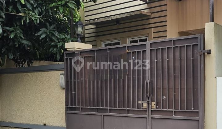 Rumah Sektor 7, Gading Serpong, Sangat Strategis, 1 1/2 Lantai, Berada di Pusat Kota Gading Serpong