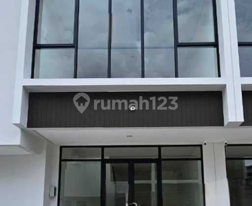 Ruko Sorrento, Gading Serpong, Sangat Strategis, 2 Lantai, Ramai