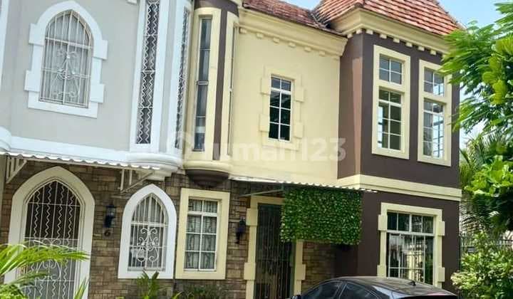 Rumah Taman Britania, Strategis, Posisi Hoek, Siap Huni