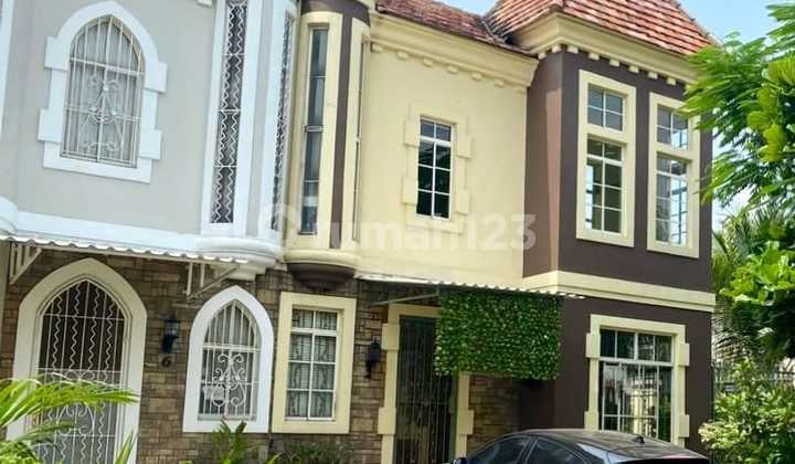 Rumah Taman Britania, Strategis, Posisi Hoek, Siap Huni