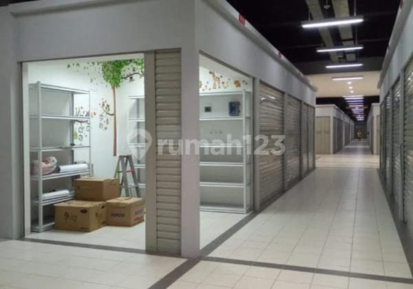 Kios Pasar Modern Intermoda Cisauk, Strategis, Ramai