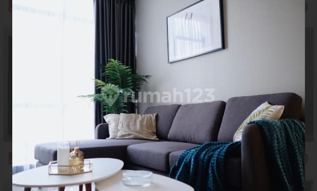 Disewa Apartemen Sudirman Suite Furnished 3Br Uk 95M2 At Jakarta Pusat