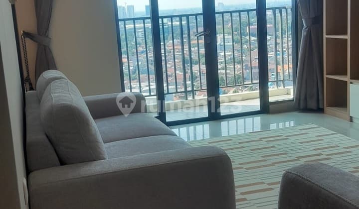 Disewa Apartemen Hamptons Park Furnished 3BR Uk105m² at Jakarta Selatan