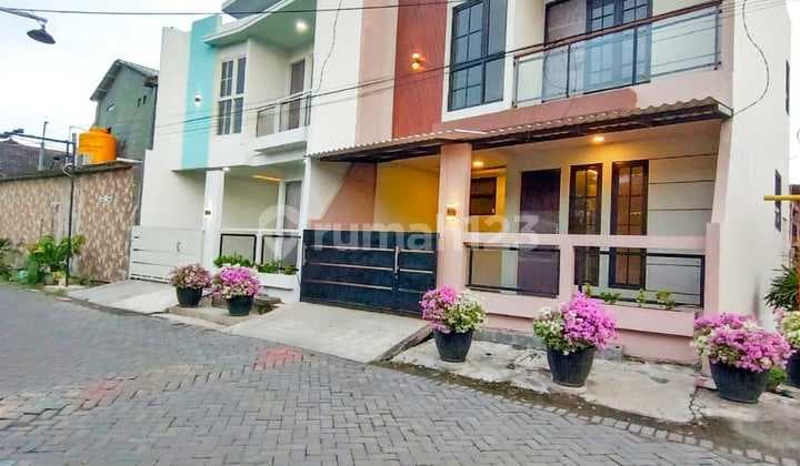 Rumah Termurah & Lokasi-Ne Uapik Jalan Utama Provinsi 2 Lantai Modern Minimalis Menganti Permai