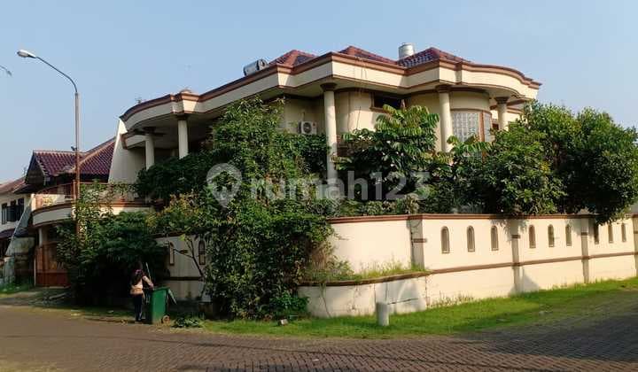 Rumah Sultan 2.5 Lantaidi Modernland