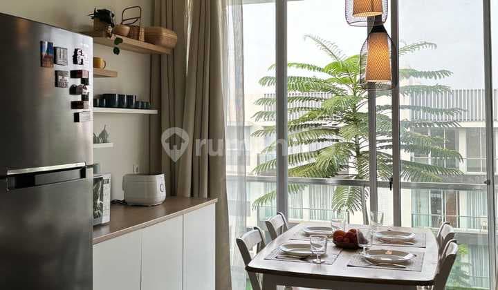 Penthouse Mewah Rainbow Springs View Lagoon Siap Tinggal