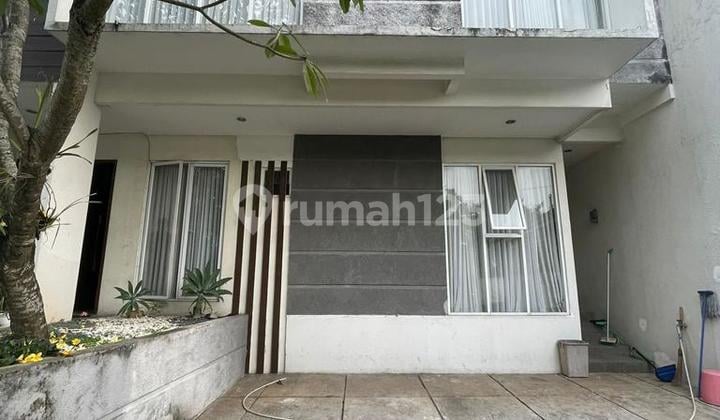 Dijual Rumah Siap Huni Berlokasi,Kencana Loka Bsd City Furnished