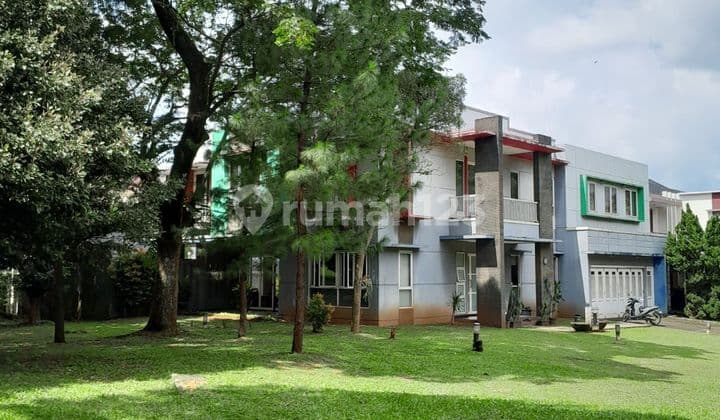 Blossom Ville di Hoek Samping Taman, Must Sale, Spektakular