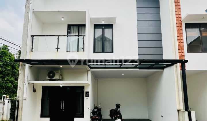 For Sale Rumah di Casa 9 Cilandak Jaksel