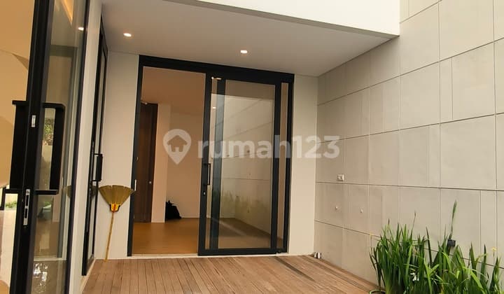 Luxury House with Aesthetic Tropical Design in a Prime Area in Kemang