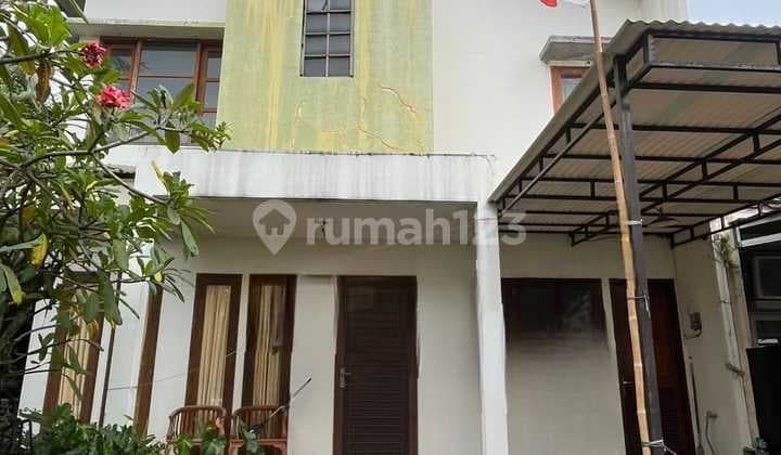 Rumah Hook Cluster Flamboyan Alam Sutera Sangat Asri