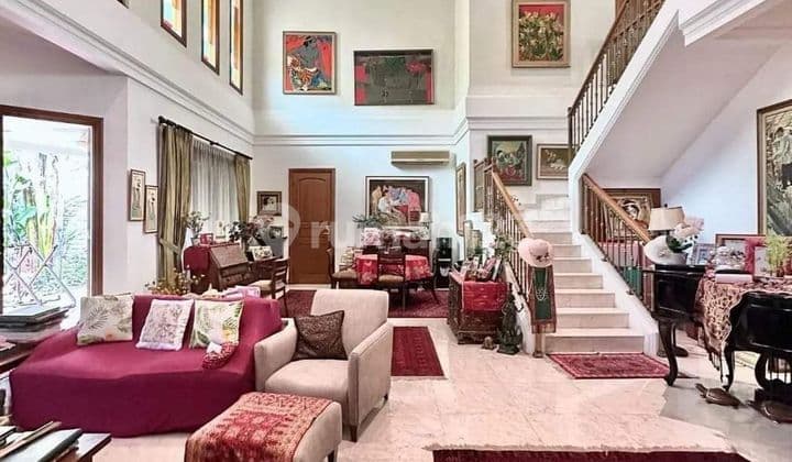 Beautiful Green House Flood-Free SHM Area Near Ampera Raya Cilandak, South Jakarta