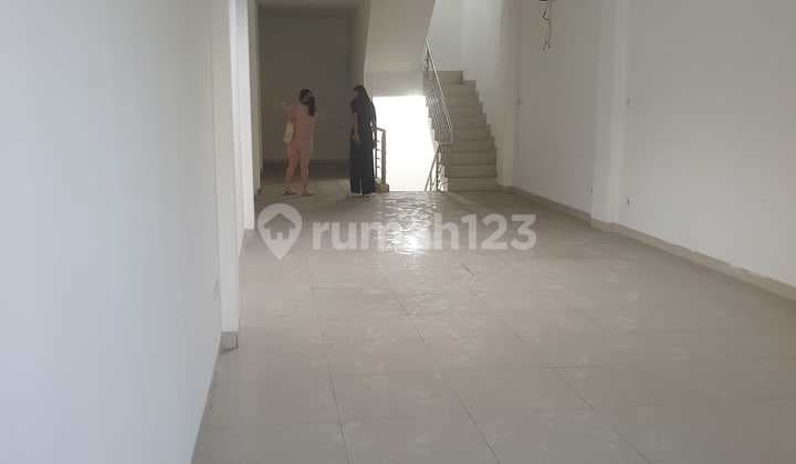 Ruko Gandeng Daerah Roxy Jakpus