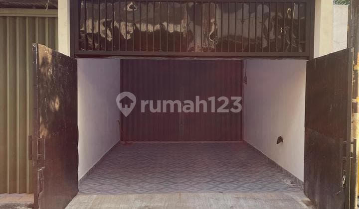 Ruko 3lt daerah Gajah Mada Ketapang Jakbar....