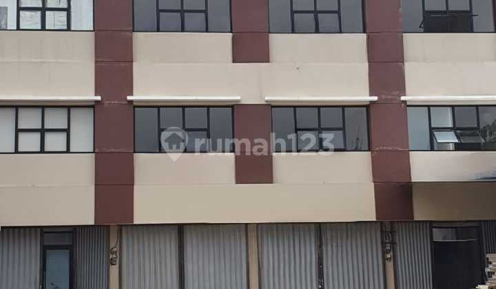 Ruko Gandeng Baru 3lt daerah Kemanggisan Jakbar...