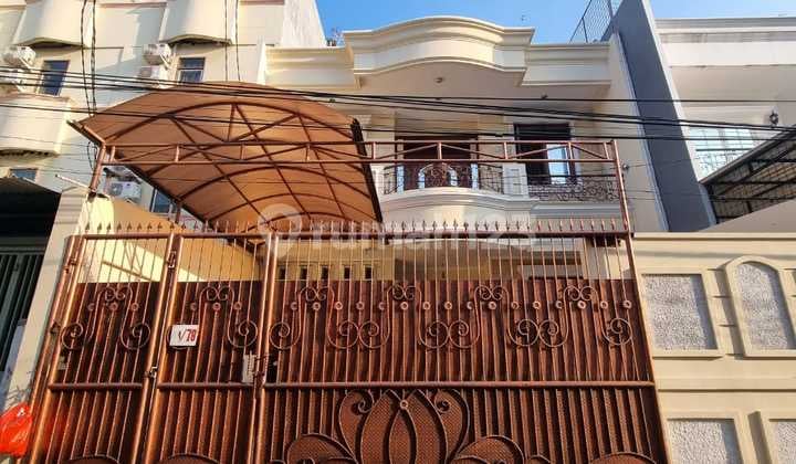 3-story furnished house in Mangga Besar, West Jakarta...