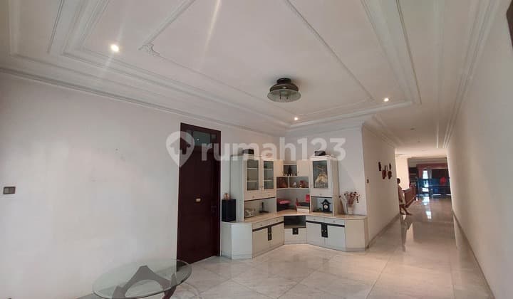 Dijual Rumah Siap Huni Semi Firnish Hadap Utara