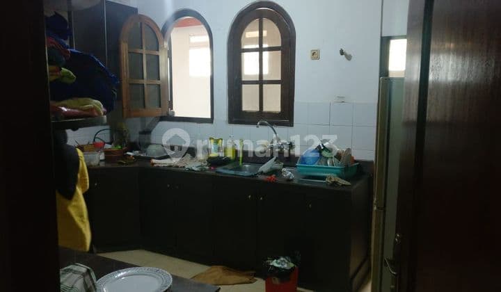 Dijual Rumah Siap Huni Ada Kolam Renang