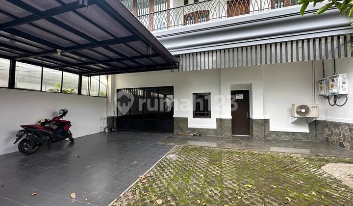 For Rent Beautiful Ready-to-Occupy House in Menteng