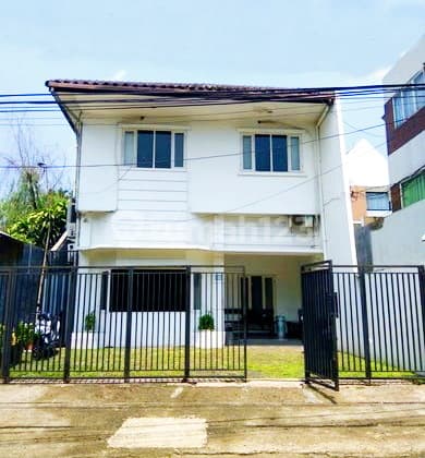 Dijual Rumah Siap Huni Dekat Mall Pejaten Village