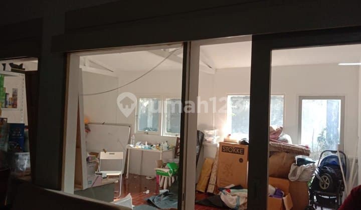 Dijual Rumah Hitung Tanah Zona Komersial Di Kebayoran Lama
