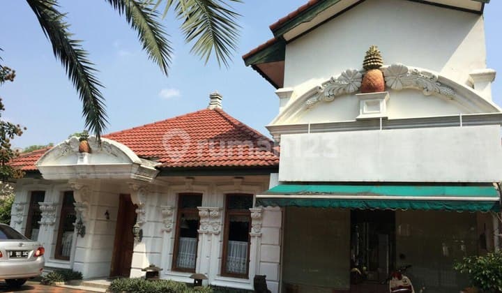 Dijual Rumah + Ruang Usaha Hadap Timur Pondok Indah