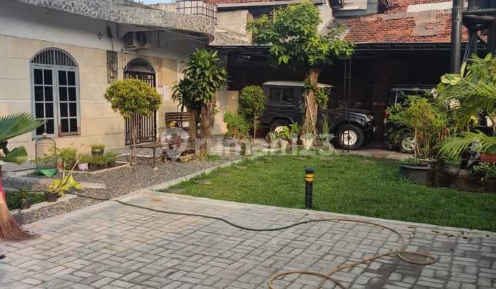 For Sale House Can Be Used as Boarding House, Near Tanjung Barat Station and Mall