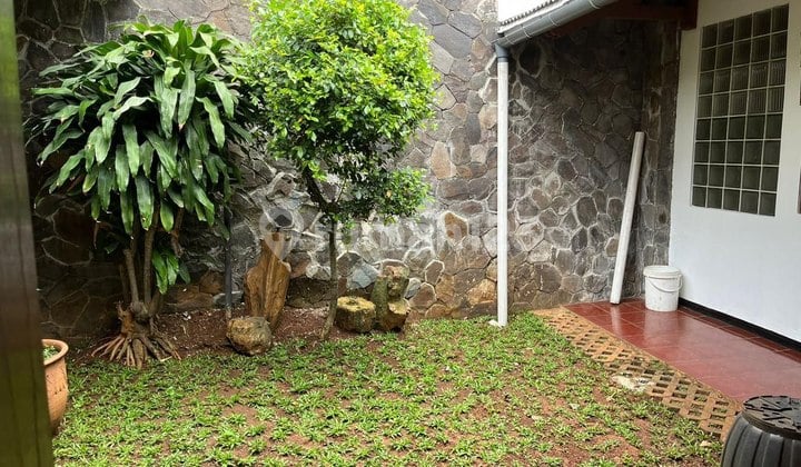 Dijual Rumah Siap Huni Baru Renovasi Posisi Hoek