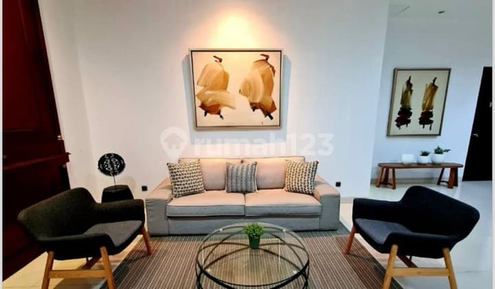 Dijual Rumah Mewah Dan Cantik Di Menteng