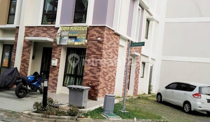 For Sale: Gading Serpong Boarding House