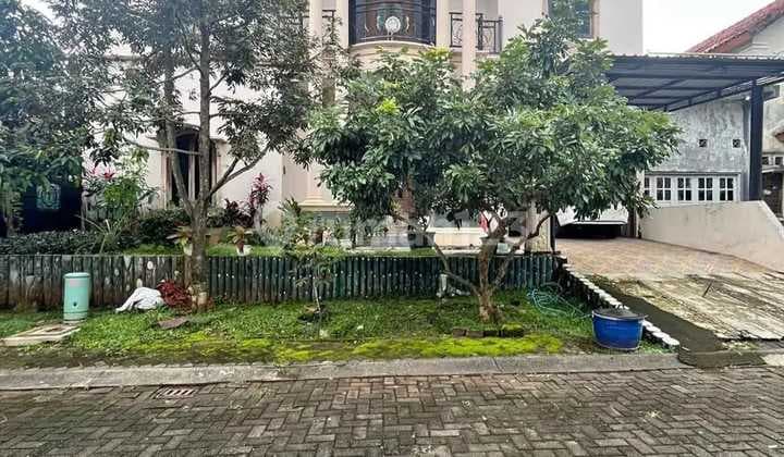 Luxury 2-Storey House at Graha Taman Bunga BSB City