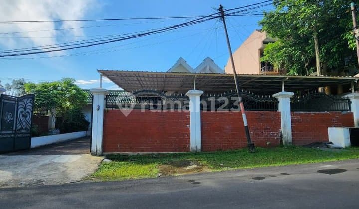 Rumah, 2 Lantai, di Papandayan,Semarang Kota