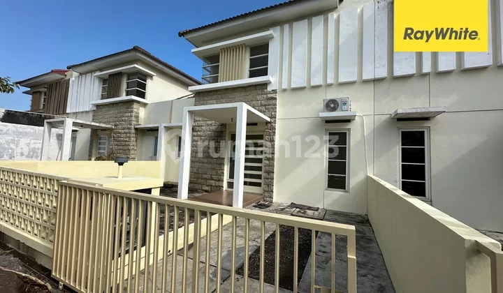 Rumah Dijual di Puri Surya Jaya Sidoarjo Rumah Dijual di Puri Surya Jaya Sidoarjo